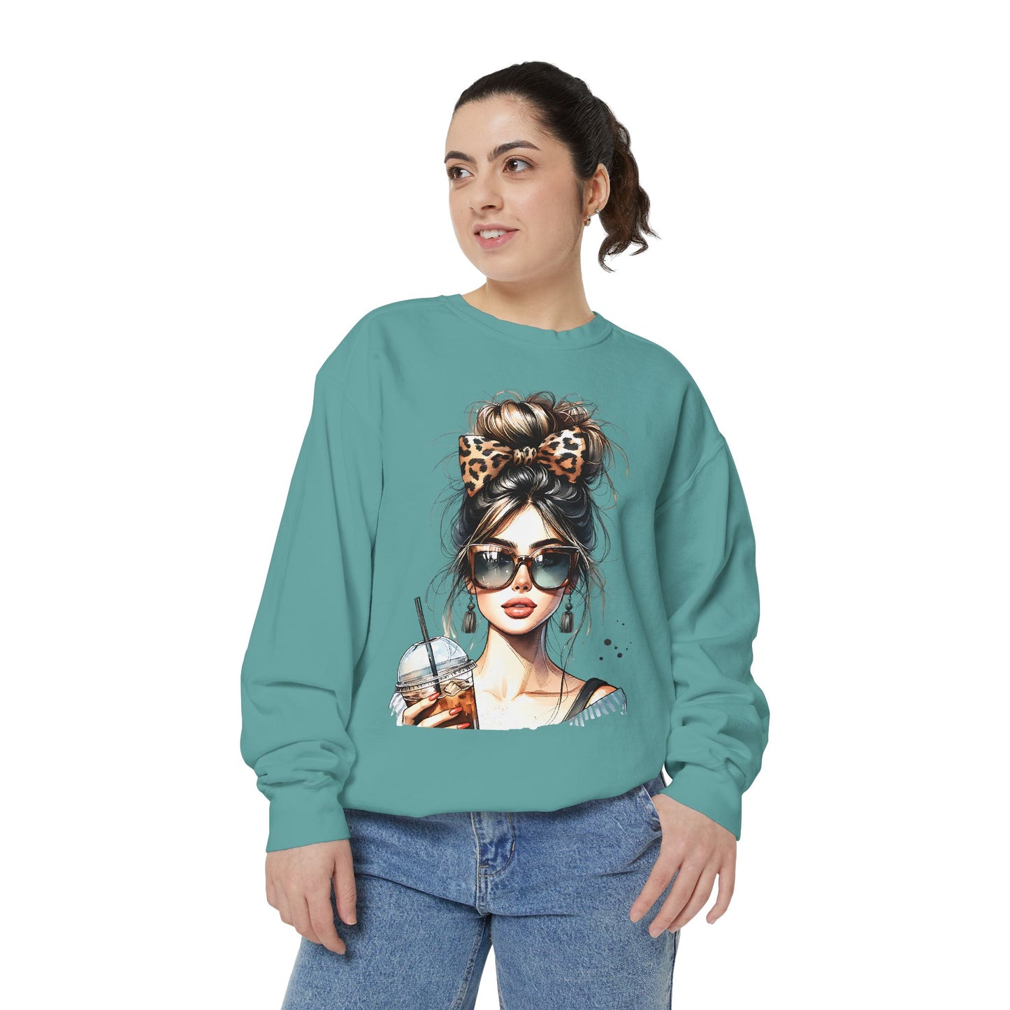 Fashionista Trendy Girl Coffee Sweatshirt for Women, Cozy Casual Wear, Gift for Fashion Lovers, Ideal for Everyday Style