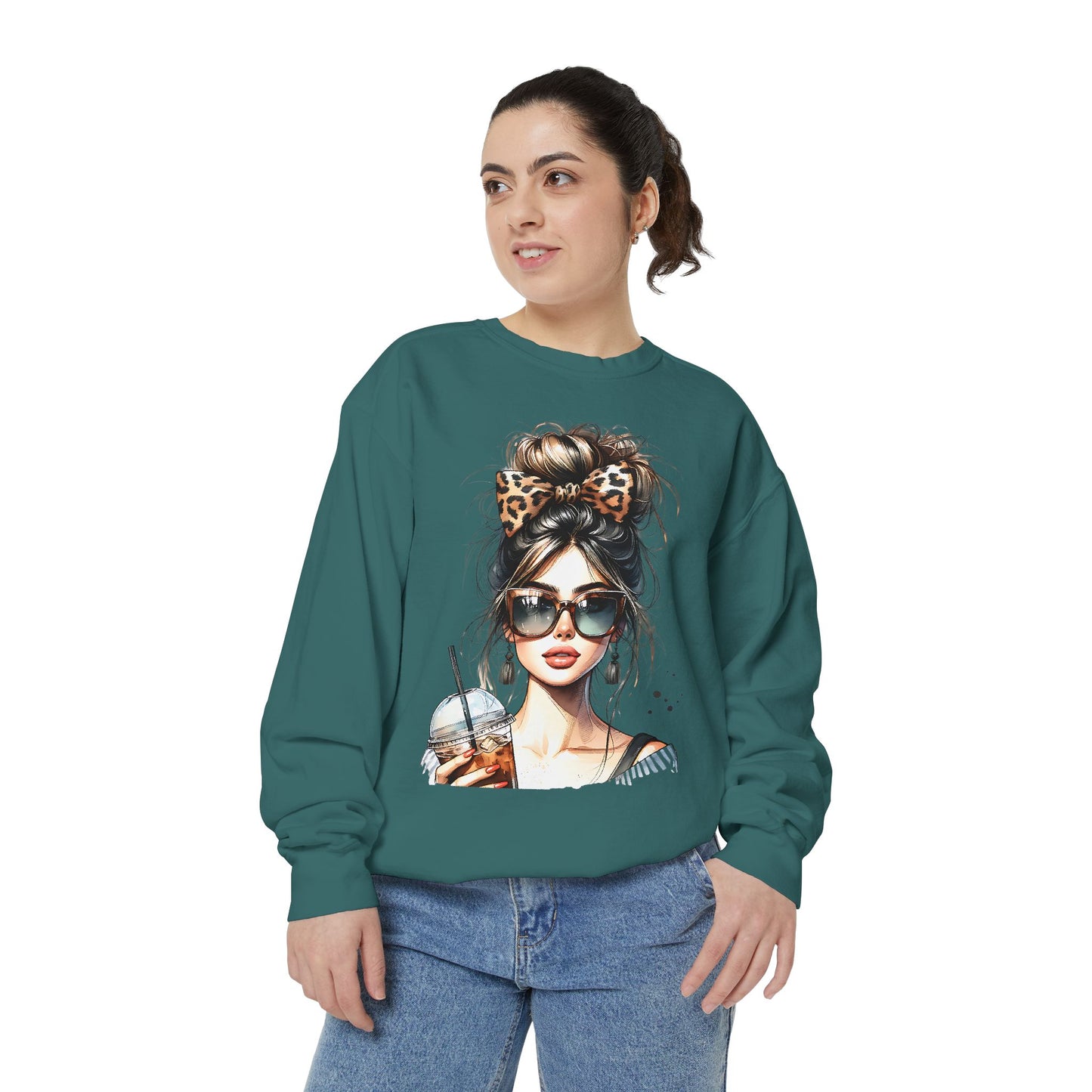 Fashionista Trendy Girl Coffee Sweatshirt for Women, Cozy Casual Wear, Gift for Fashion Lovers, Ideal for Everyday Style