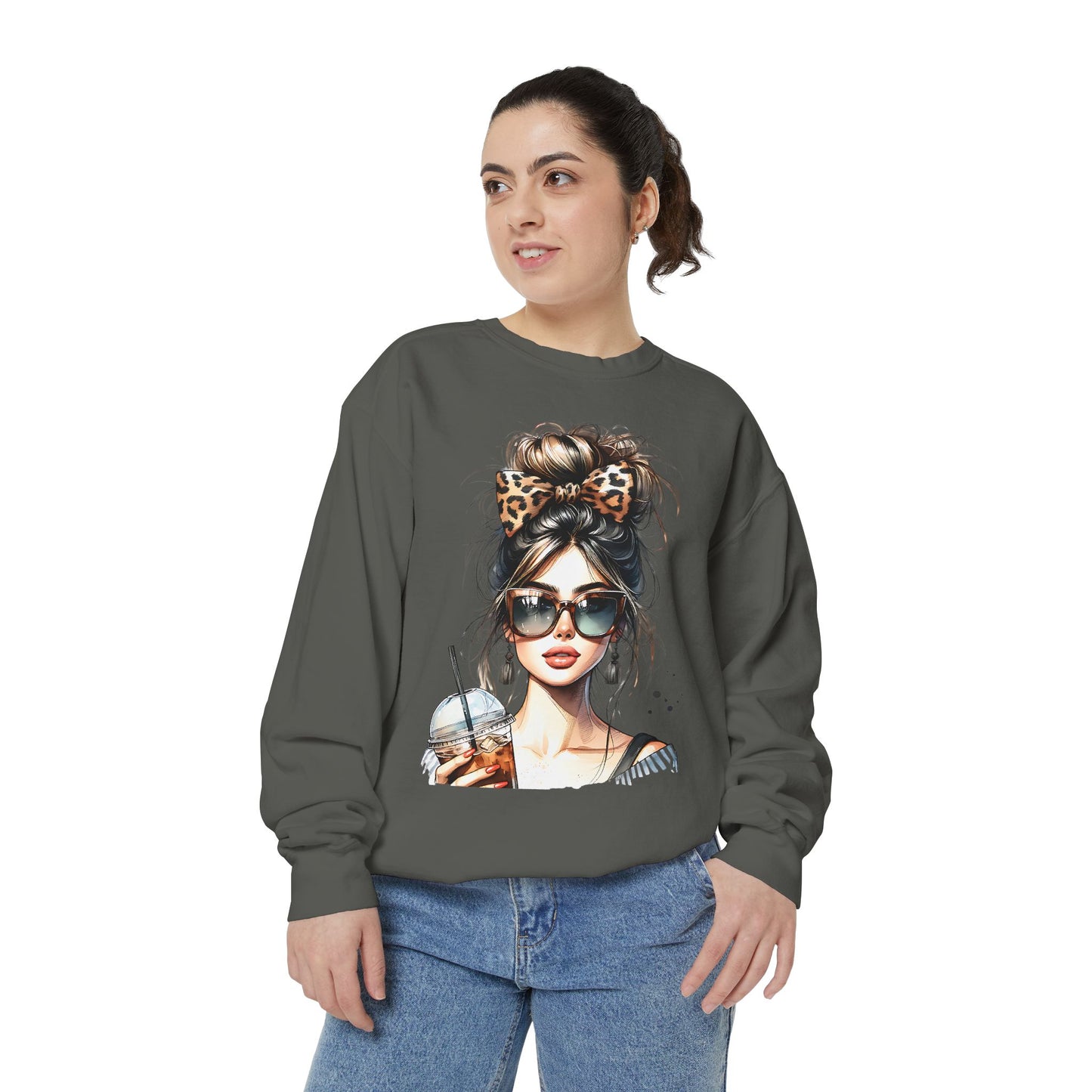 Fashionista Trendy Girl Coffee Sweatshirt for Women, Cozy Casual Wear, Gift for Fashion Lovers, Ideal for Everyday Style