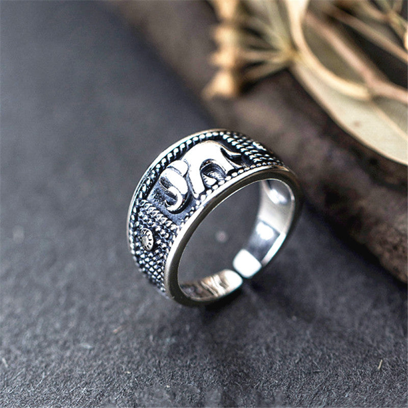 Vintage Thai Silver Distressed Elephant Ring