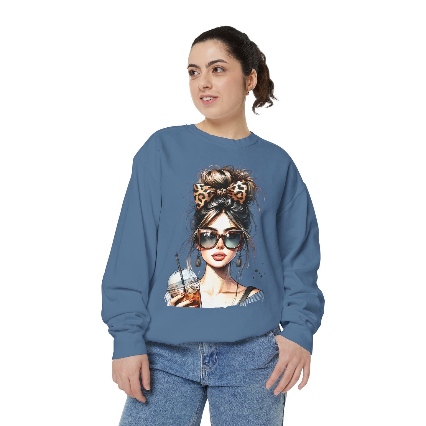 Fashionista Trendy Girl Coffee Sweatshirt for Women, Cozy Casual Wear, Gift for Fashion Lovers, Ideal for Everyday Style