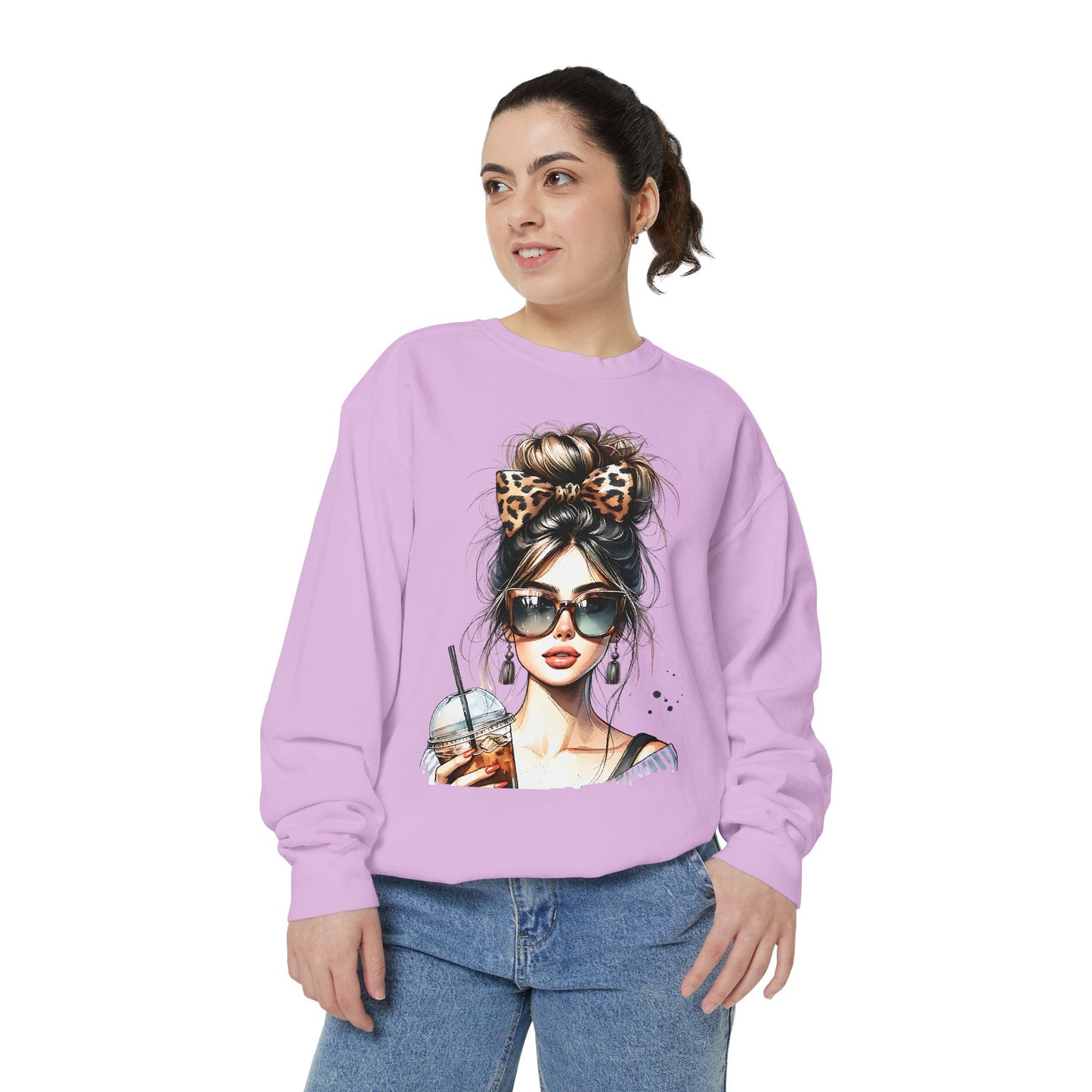 Fashionista Trendy Girl Coffee Sweatshirt for Women, Cozy Casual Wear, Gift for Fashion Lovers, Ideal for Everyday Style