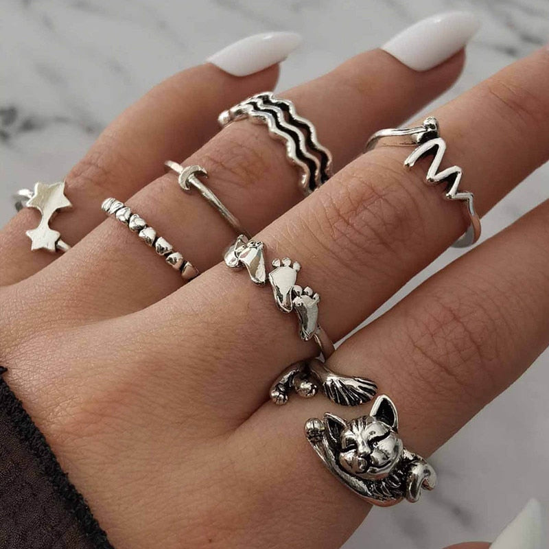 17 Pcs/set Boho Vintage Gold Color Crystal Opal Gem Ring Set Crown Star Water Drop Geometric Party Rings