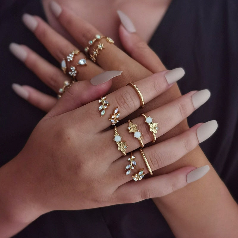 17 Pcs/set Boho Vintage Gold Color Crystal Opal Gem Ring Set Crown Star Water Drop Geometric Party Rings