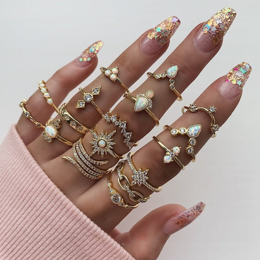 17 Pcs/set Boho Vintage Gold Color Crystal Opal Gem Ring Set Crown Star Water Drop Geometric Party Rings