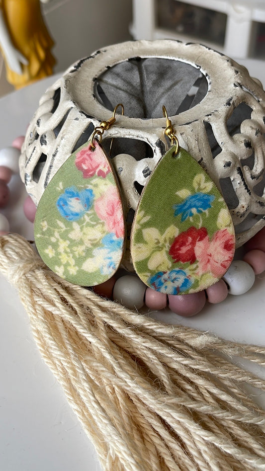 BOTANICAL COLLECTION Earrings by Cozy Cottage