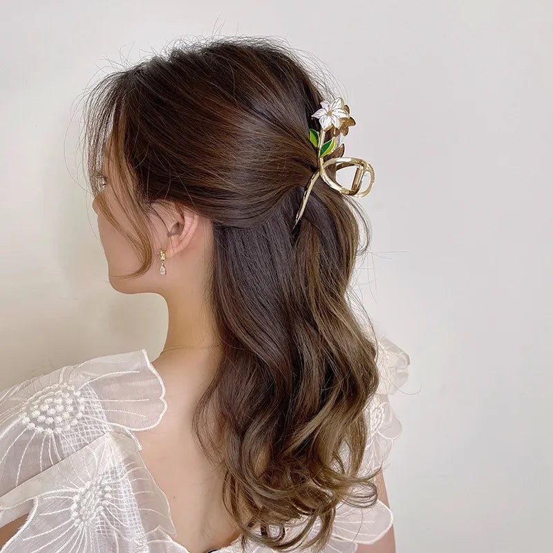 Metal Hair Claw Elegant Gold Flowers Hair Clips